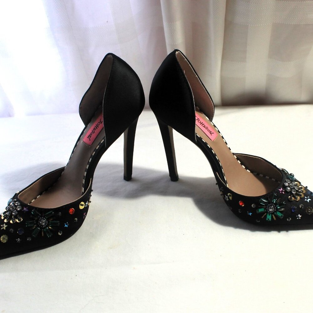 Betsey Johnson Mayson Bejeweled Black Satin Stiletto Heels, 6M, EUC - Picture 10 of 10